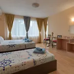 بيت ضيافة Kazlarov *