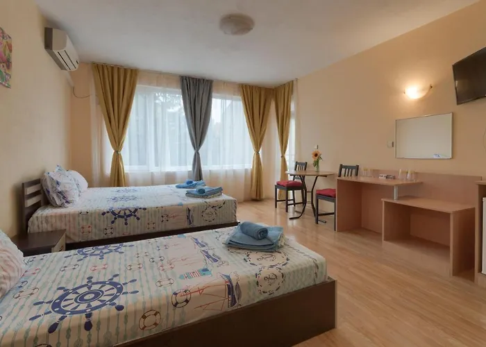 Πανσιόν Kazlarov *