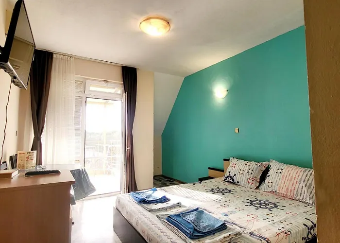 Kazlarov Πανσιόν Kiten (Burgas)