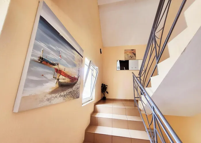 Kazlarov Πανσιόν