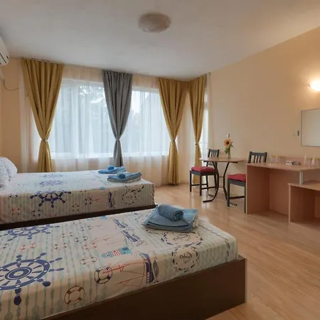 Guest house Kazlarov *