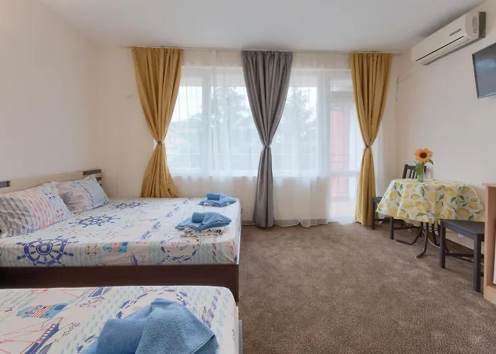 ゲストハウス Kazlarov