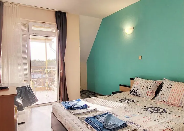 Kazlarov * キテン