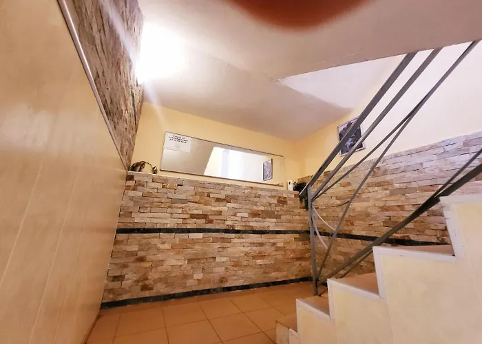 Kazlarov ゲストハウス キテン