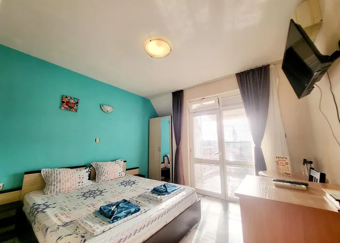 ゲストハウス Kazlarov